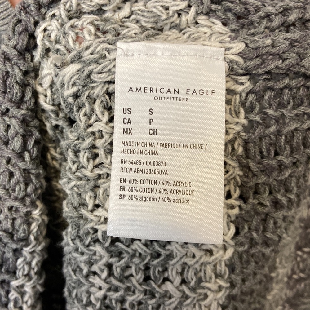 American Eagle Outfitters Oversized Loose Knit Stripe Crewneck Cardigan Small - Picture 5 of 6